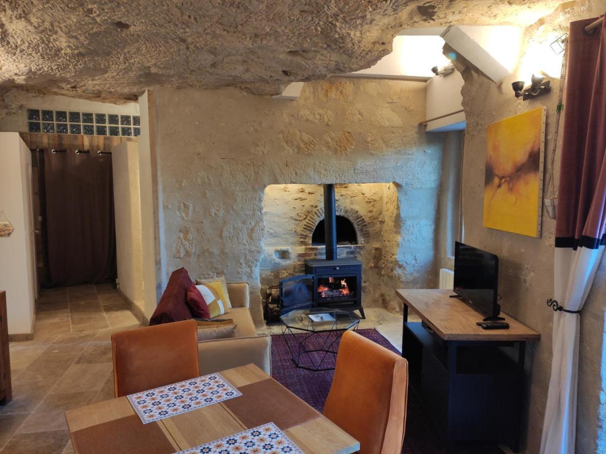 Gite De La Rochere Noizay Bagian luar foto