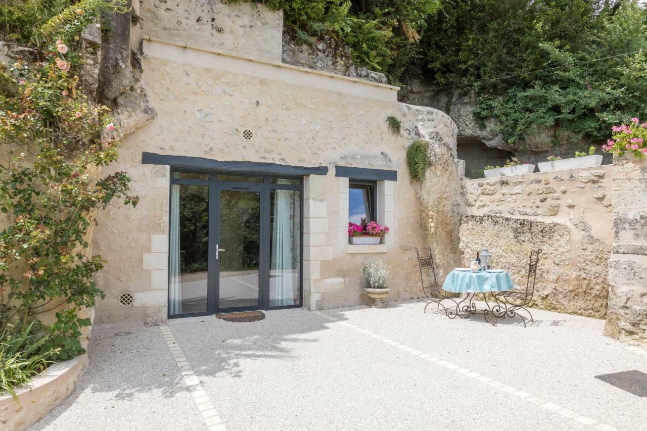 Gite De La Rochere Noizay Bagian luar foto